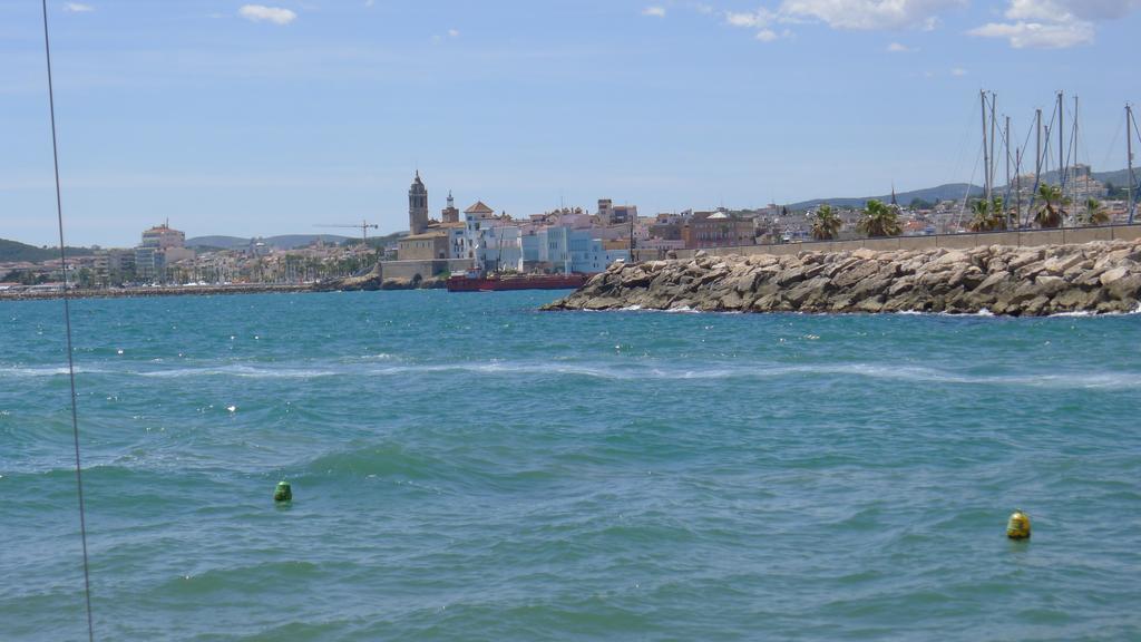 Mini Apartamento Port Aiguadolc Sitges Bagian luar foto