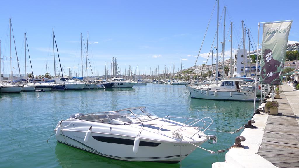 Mini Apartamento Port Aiguadolc Sitges Bagian luar foto