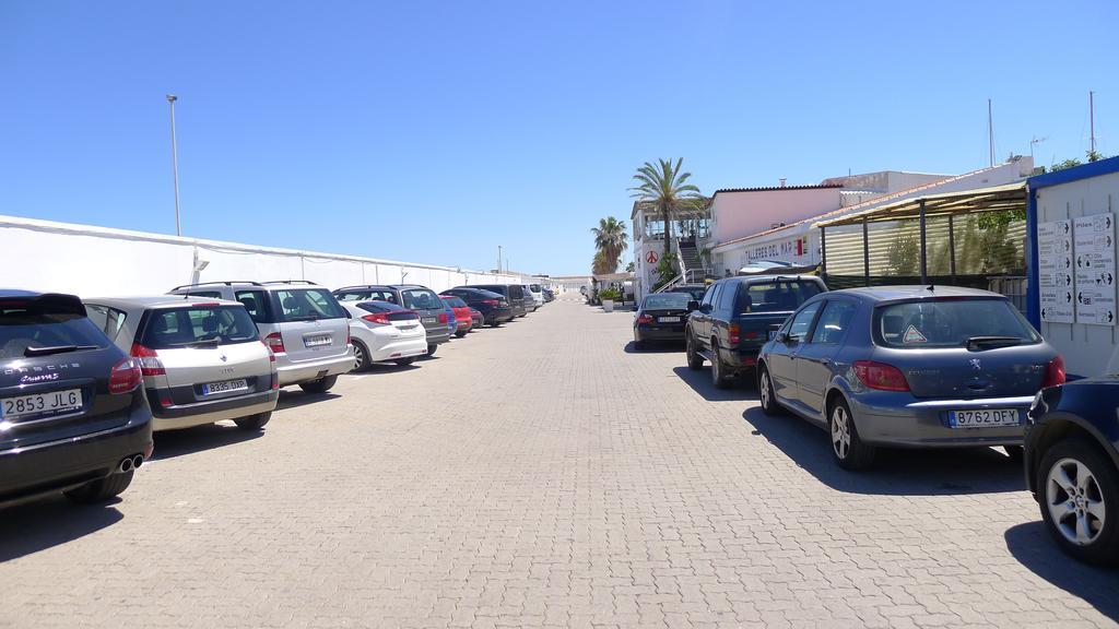 Mini Apartamento Port Aiguadolc Sitges Bagian luar foto
