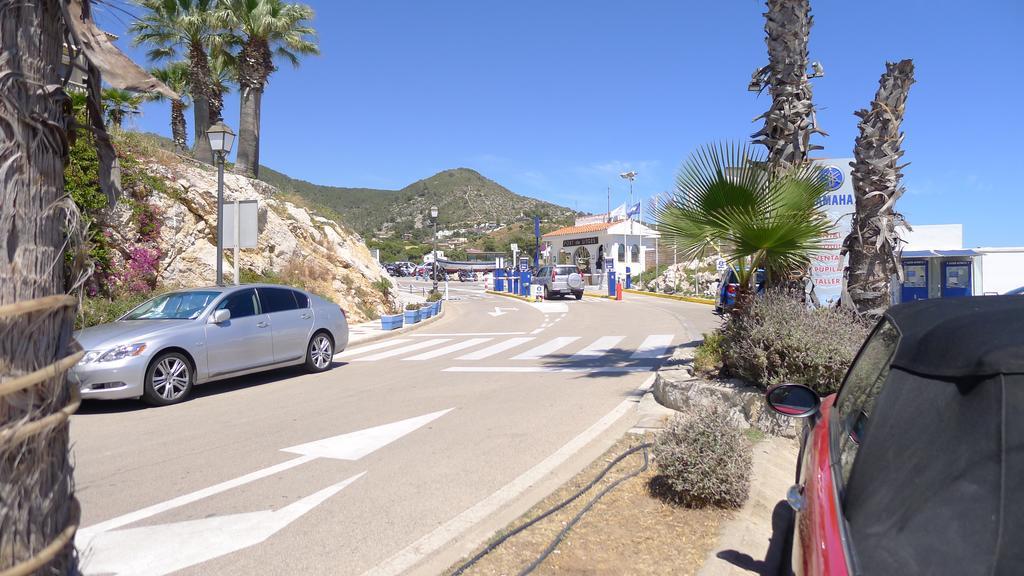 Mini Apartamento Port Aiguadolc Sitges Bagian luar foto
