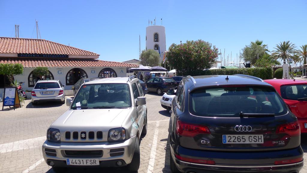 Mini Apartamento Port Aiguadolc Sitges Bagian luar foto