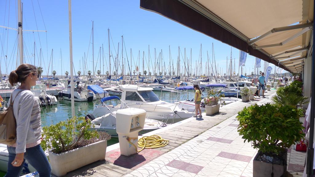 Mini Apartamento Port Aiguadolc Sitges Bagian luar foto