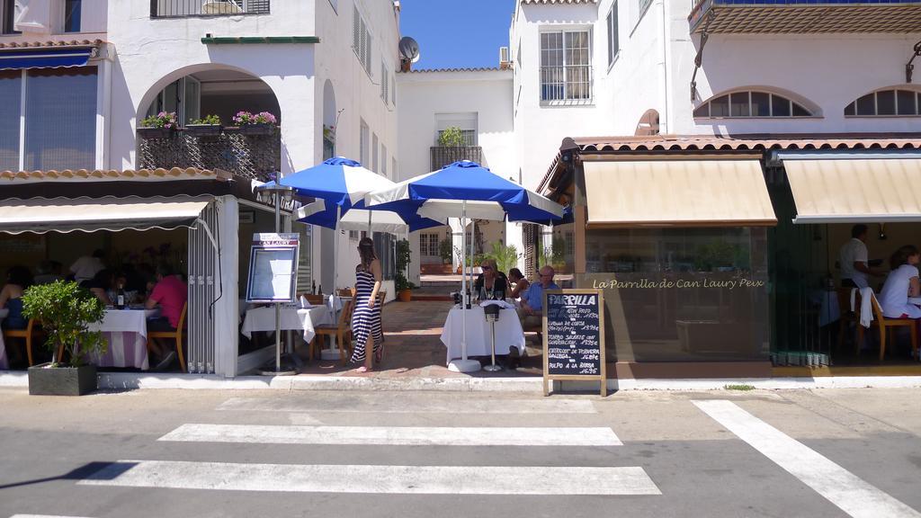 Mini Apartamento Port Aiguadolc Sitges Bagian luar foto