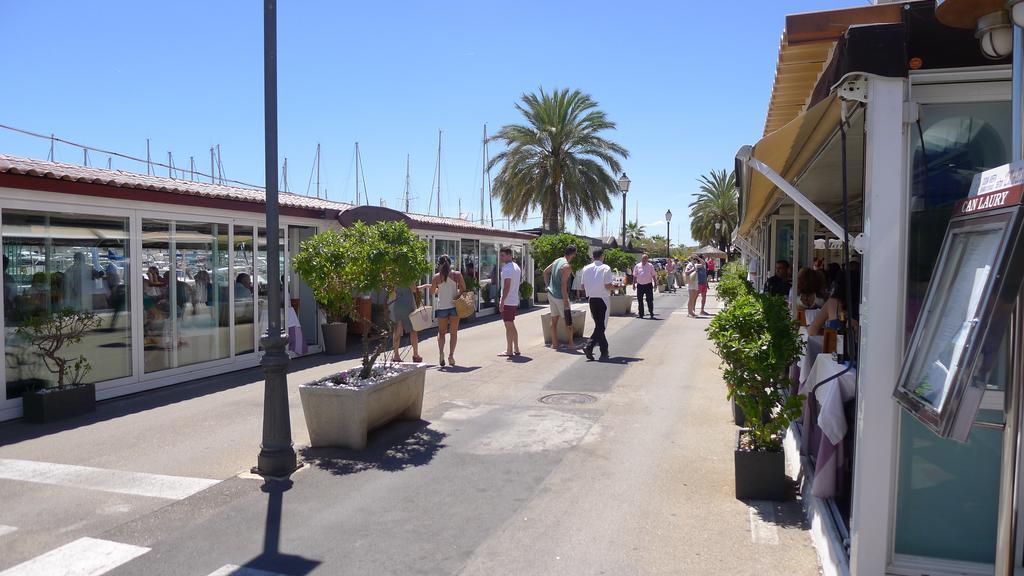 Mini Apartamento Port Aiguadolc Sitges Bagian luar foto