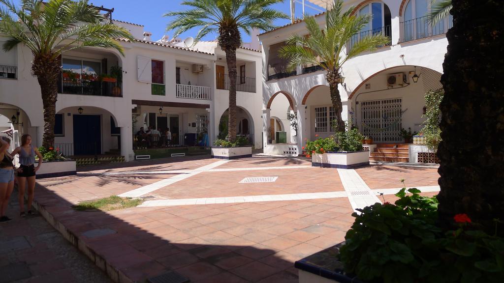 Mini Apartamento Port Aiguadolc Sitges Bagian luar foto