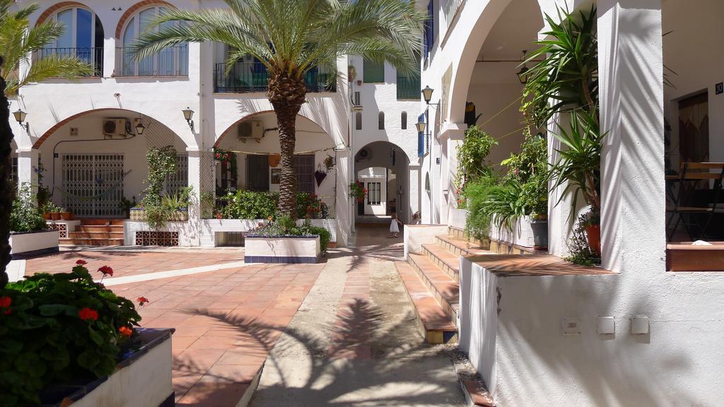 Mini Apartamento Port Aiguadolc Sitges Bagian luar foto