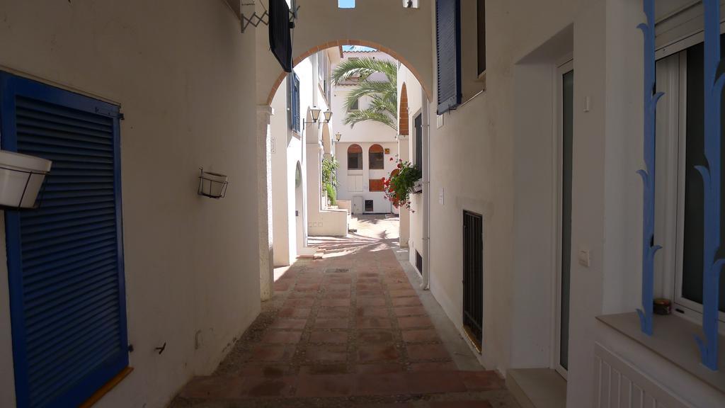 Mini Apartamento Port Aiguadolc Sitges Bagian luar foto