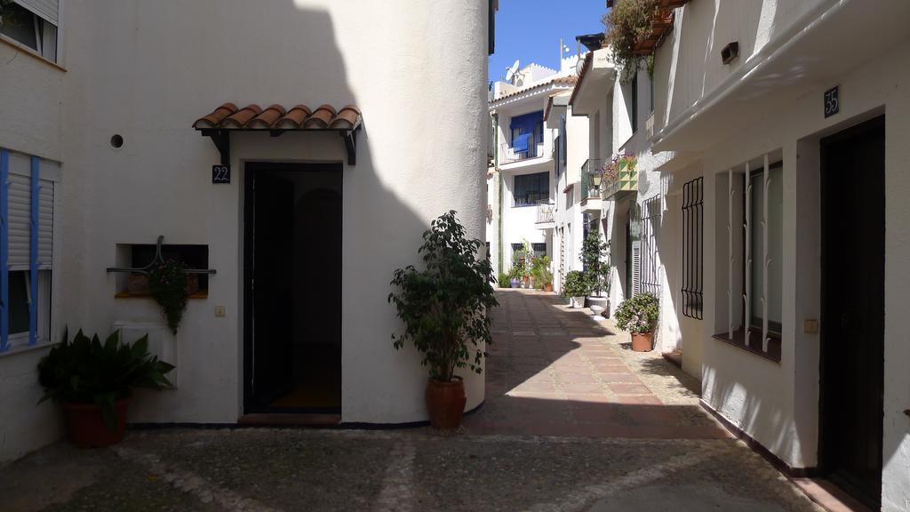 Mini Apartamento Port Aiguadolc Sitges Bagian luar foto