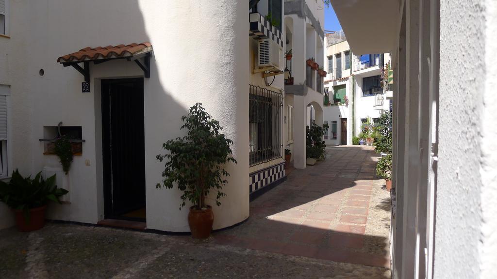 Mini Apartamento Port Aiguadolc Sitges Bagian luar foto